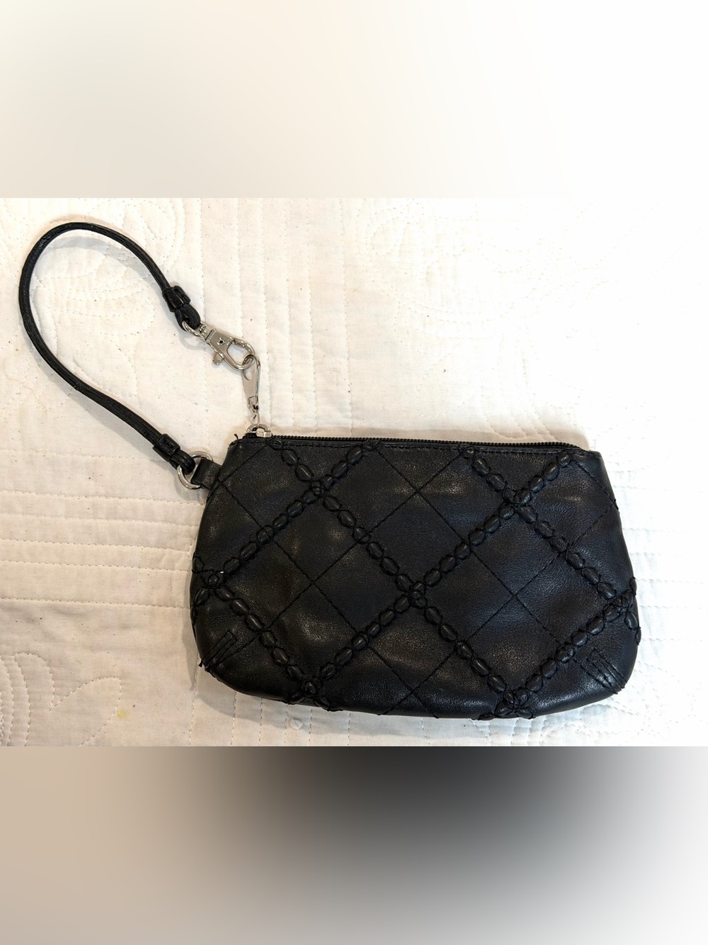 Stone Mountain Black Pebbled Quilted Clutch/Purse Wrist Strap Zippered